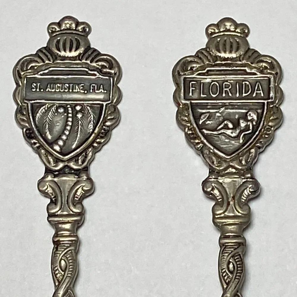 Florida‎ Palm Tree ST Augustine, FLA Lady on Beach 4 3/4” Souvenir Spoons Klepa